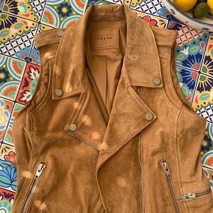 Suede Brown Vest 🍂